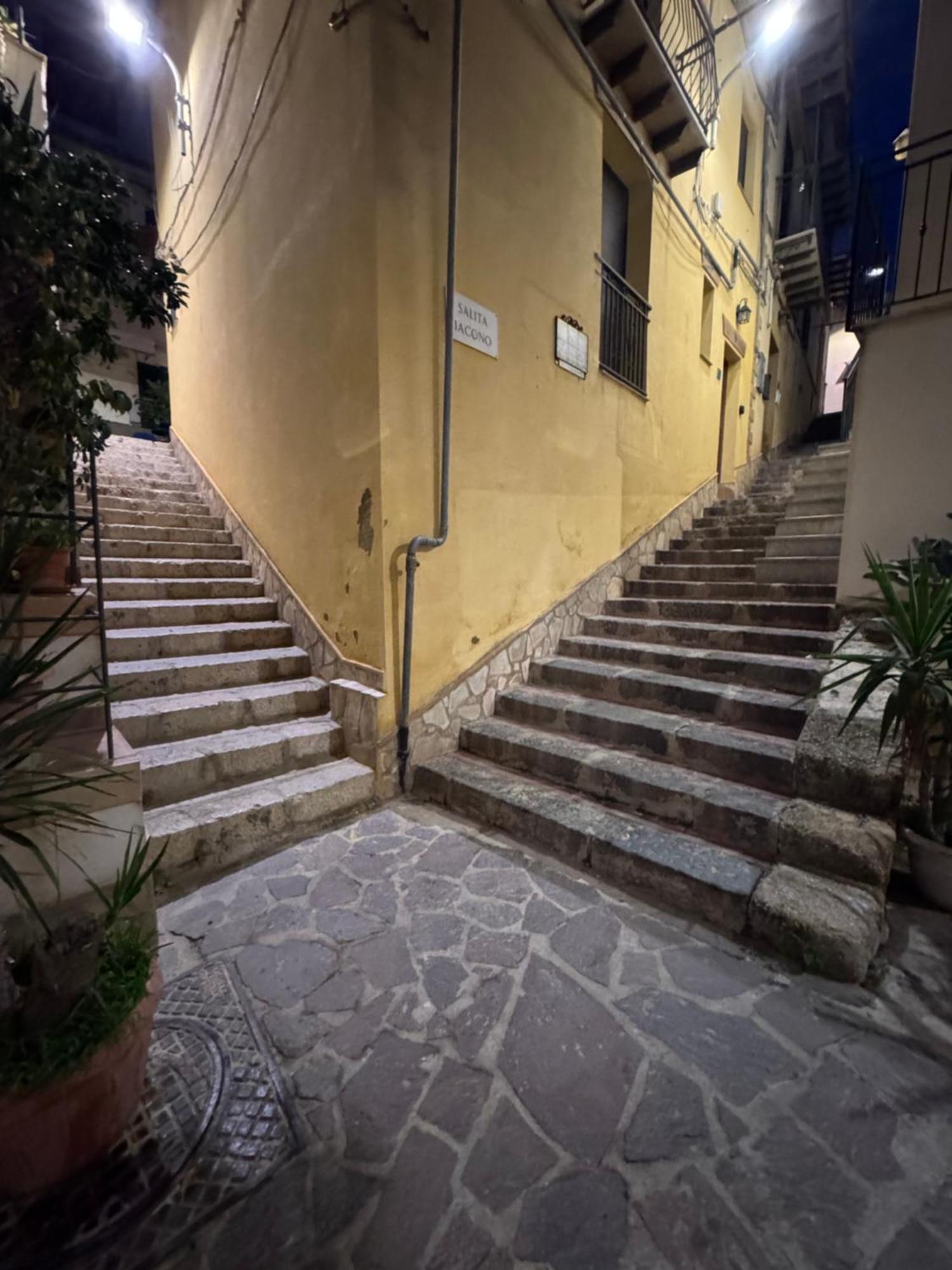 Le Scalette Del Centro Hotel Agrigento Kültér fotó